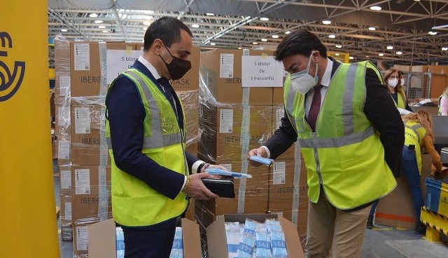 Alicante inicia el reparto de cinco millones de mascarillas para hacer frente a la tercera ola de la pandemia
