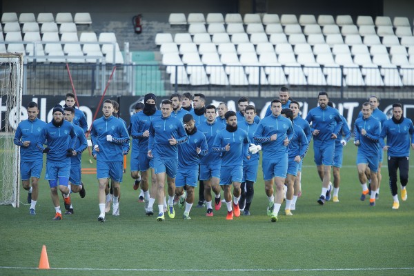 Garrido concentra a la plantilla del Castellón durante cuatro días en El Saler