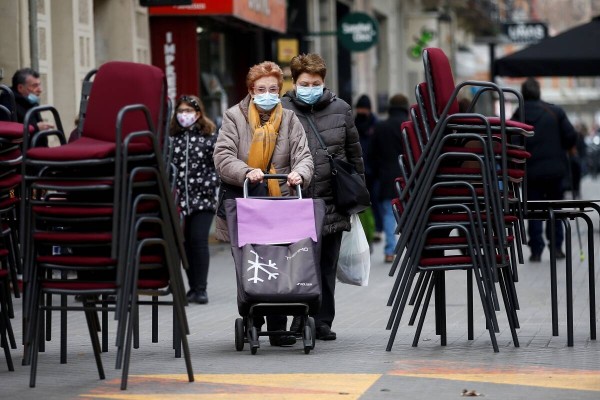 La Comunitat notifica 6.207 casos, el segundo número más alto de contagios de la pandemia