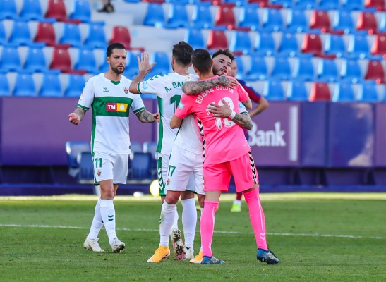 Edgar Badía le resta importancia a la situación clasificatoria del equipo