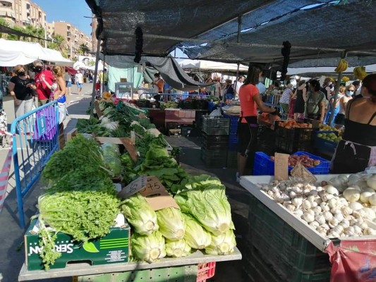 Los mercaderes quedan exentos en San Vicente de la tasa por ocupación de la vía pública durante 2021