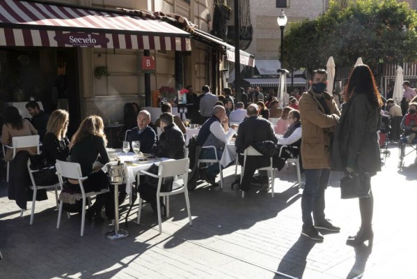 Casi 5.000 empresas de hostelería y turismo han recibido ayudas del plan de rescate de la Comunidad