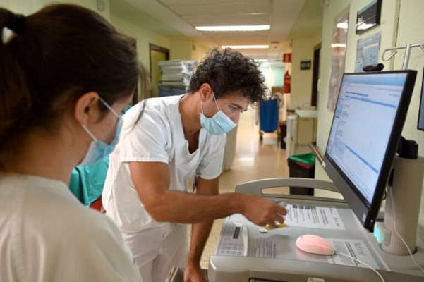 El Hospital General lanzará a bolsa 47 contratos de enfermería para cubrir las bajas de Nochevieja