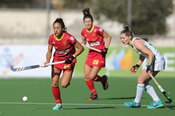 La selección española de hockey hierba supera a Irlanda en el segundo test en Santomera
