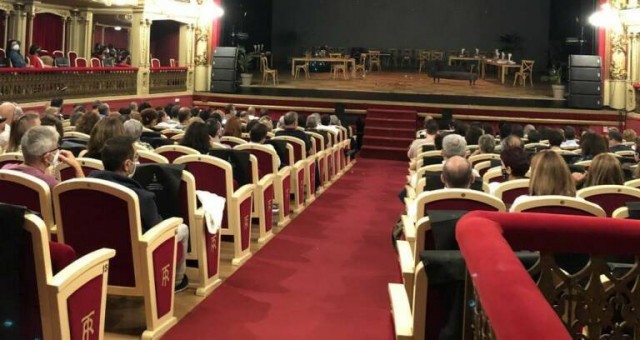 Los teatros de Murcia resisten sin contagios ante la covid: devolverán las entradas a los afectados por el 'cerrojazo'