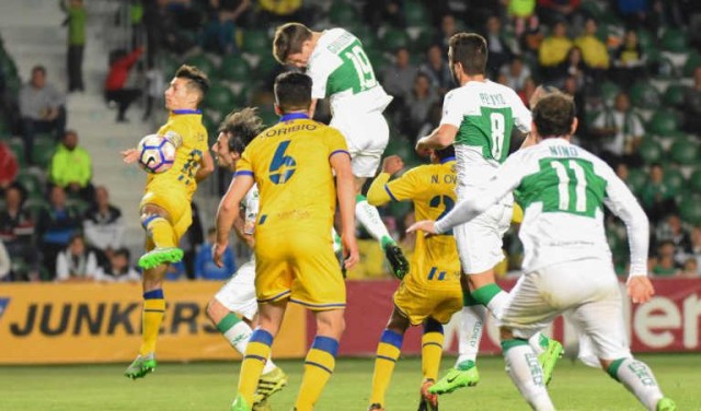 El Elche no perdía tras un cambio de entrenador desde hace once temporadas