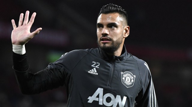 Estadio Deportivo: El Valencia estudia la llegada de Sergio Romero para la portería