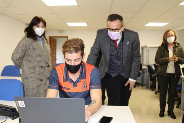Conesa acusa a Salud de beneficiar a un exconcejal del PP en Torrevieja en el contrato de los rastreadores