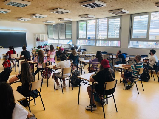 El Ayuntamiento de Finestrat adquiere purificadores de aire para los colegios 