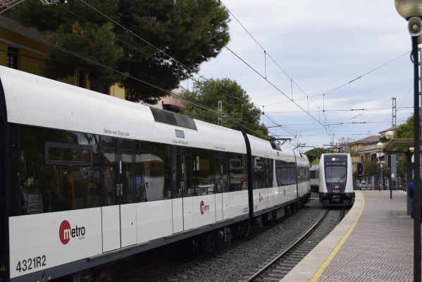 FGV forma a 120 auxiliares para informar sobre el control de aforo y las medidas en los trenes