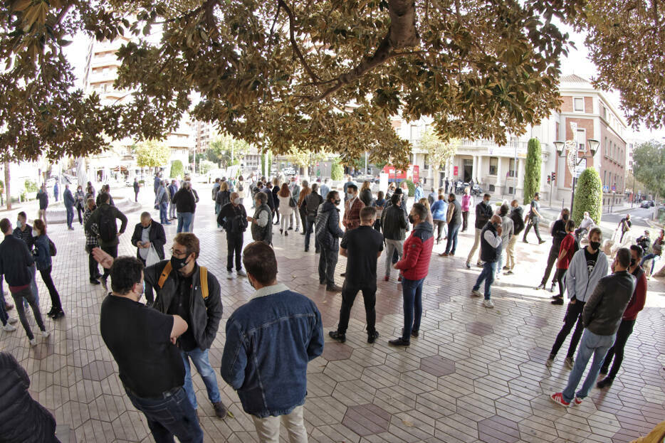 Concentración de hosteleros en Castellón durante el pasado mes de noviembre. (Foto: Antonio Pradas) - 