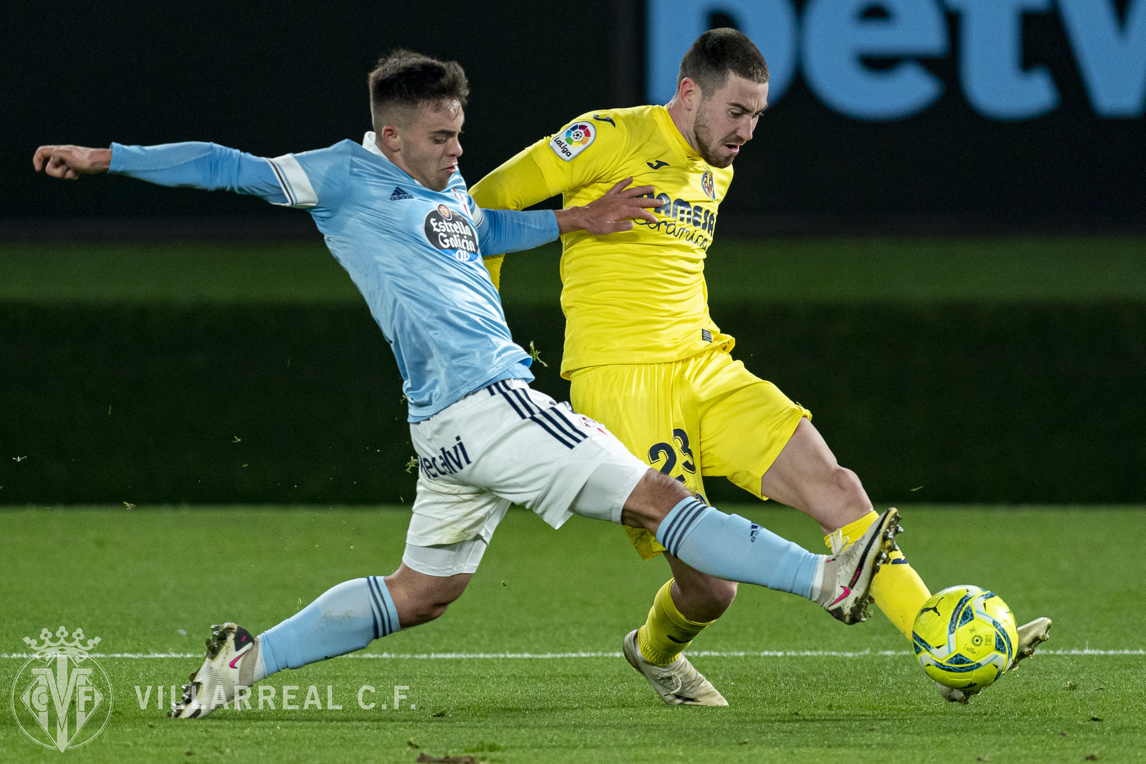 El Villarreal recuperará a Alcácer y espera una lesión menor de Moi Gómez