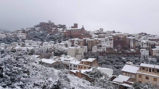 Este domingo seguirá nevando en el interior de Castellón por encima de 400 metros