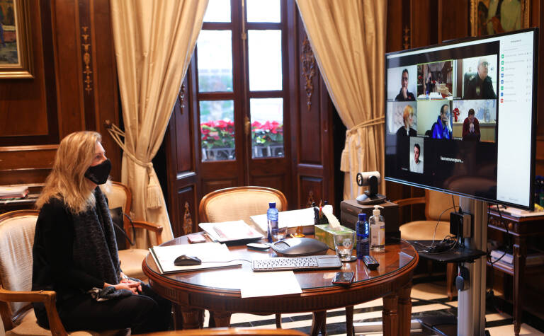 Castelló revisará las actividades organizadas en enero y cerrará temporalmente juegos infantiles