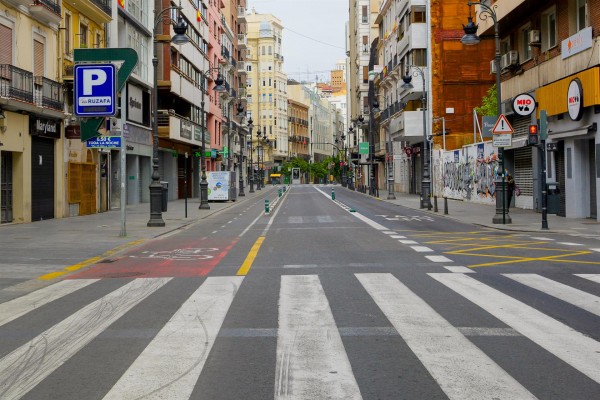 Podem aboga por confinamiento, teletrabajo y cierre de centros educativos