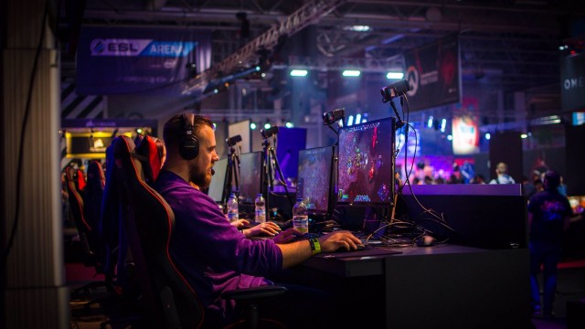 La UMU participa en una investigación pionera sobre los 'e-Sports' y sus beneficios