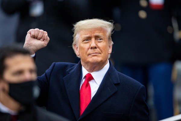 Trump se compromete a una 