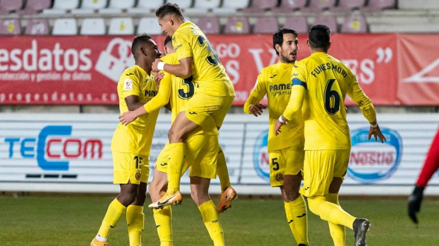 El Villarreal hace los deberes y golea al Zamora