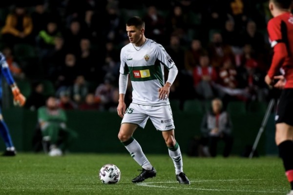 El Lorca Deportiva rescinde el contrato de Nacho Pastor, quien vuelve al Elche