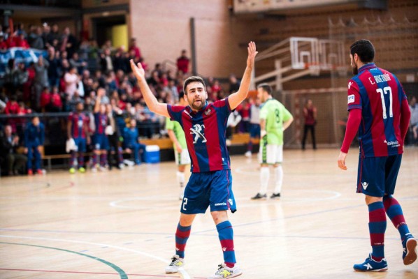 Cecilio renueva por tres temporadas con el Levante UD FS