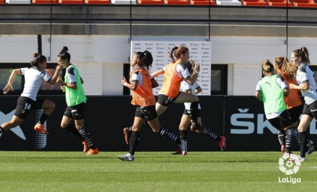 La RFEF declina aplazar del derbi Valencia-Levante pese al contagio de una jugadora blanquinegra