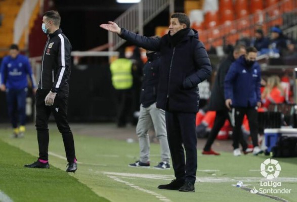 Peter Lim aguanta a Gracia en el banquillo del Valencia