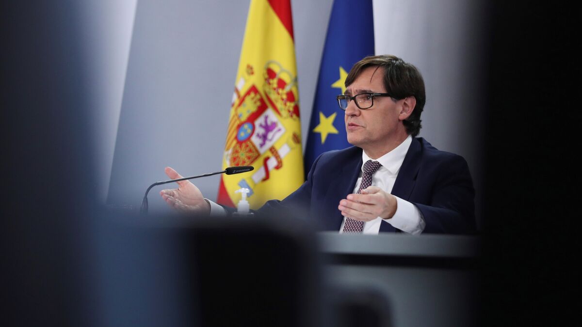 Illa informa de que España ha vacunado hasta el momento a 82.834 personas 