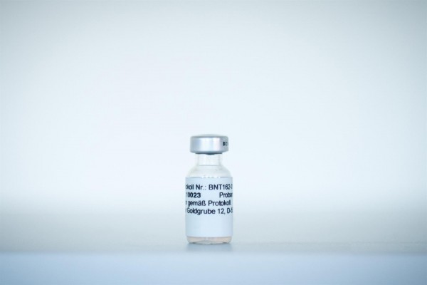 La OMS emite su primera validación de uso de emergencia para la vacuna de Pfizer
