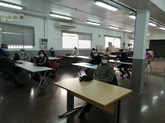 Alicante incorpora a 60 parados a sus talleres de empleo y al programa Avalem Joves Plus