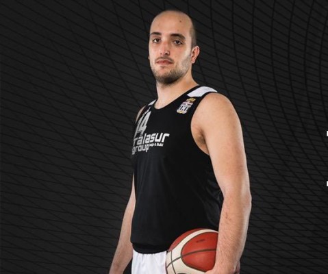 El pívot Gonzalo deja el FC Cartagena CB, equipo de su ciudad y en el que ha estado cinco años