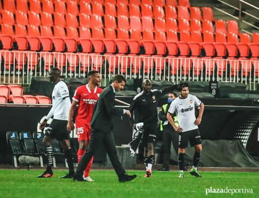 El Valencia 'duerme' en descenso
