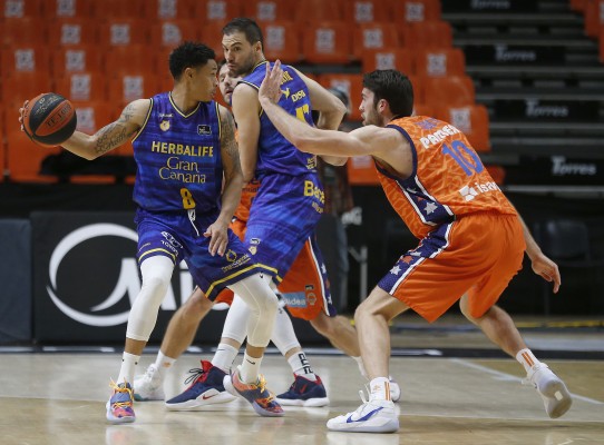 (101-85) Valencia Basket somete a Gran Canaria y estará en la Copa del Rey