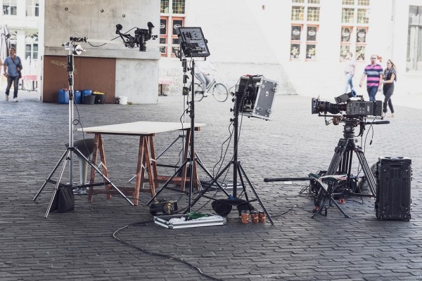 Medio centenar de autónomos y pymes del sector audiovisual reciben 200.000 euros para modernizar sus equipos
