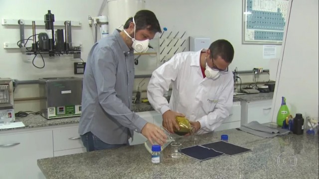La UJI colabora con Nanox para desarrollar una película plástica que protege contra la covid-19