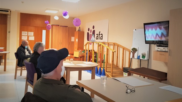El MARQ inicia una nueva edición del programa 'Museo y memoria' para personas con Alzheimer


