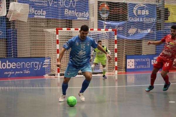 Miguel Fernández causa baja en el Peñíscola