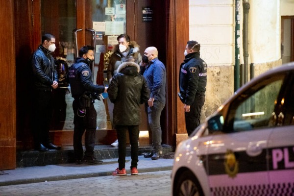 Nochevieja sin incidentes en la Comunitat Valenciana pero con 22 locales sancionados
