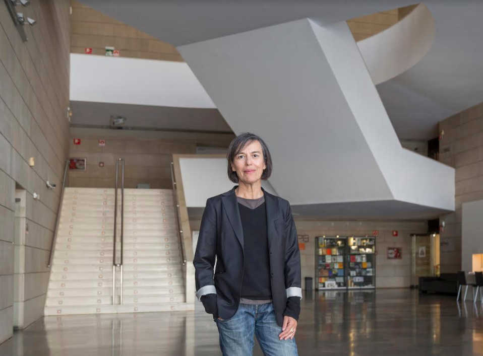 Carmela García explora en el IVAM la conquista de la mujer en el espacio público
