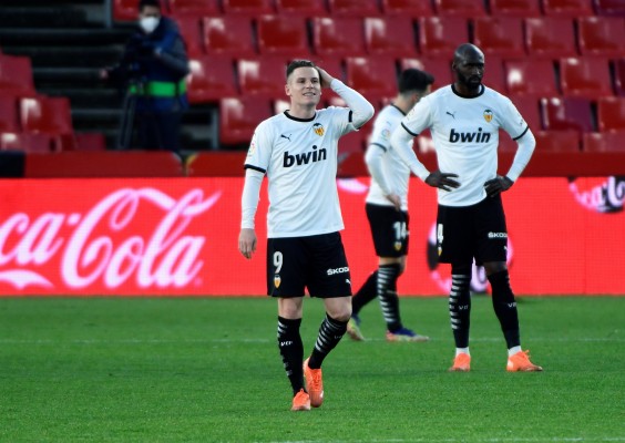 (2-1) Jason y Guedes 'matan' al Valencia en Los Cármenes