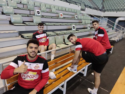 Los partidos de ElPozo ante el Jaén y Córdoba son aplazados por los positivos en el equipo grana