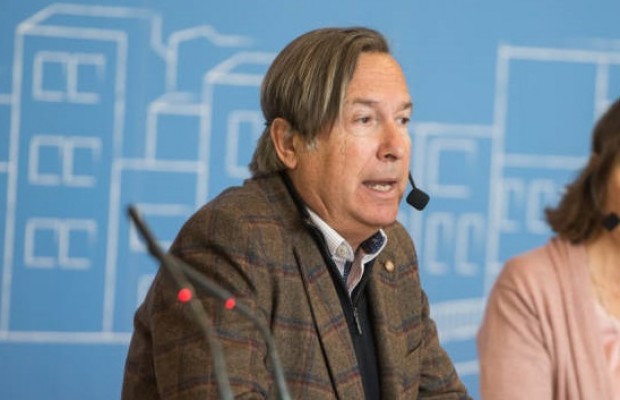 Francisco Rovira se jubila tras 30 años en la lucha por el pequeño comercio de Alicante 
