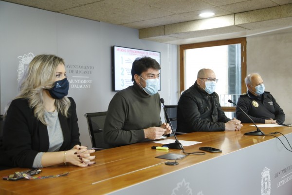 La receta de Alicante para evitar contagios en la 'tardevieja': cerco en Castaños y 300 agentes