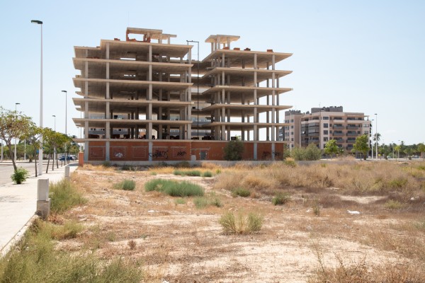  Elche condiciona a la venta de terrenos la rehabilitación de viviendas o urbanizar sectores
