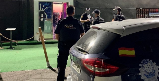La Policía disuelve tres fiestas privadas en Lorca por exceso de aforo