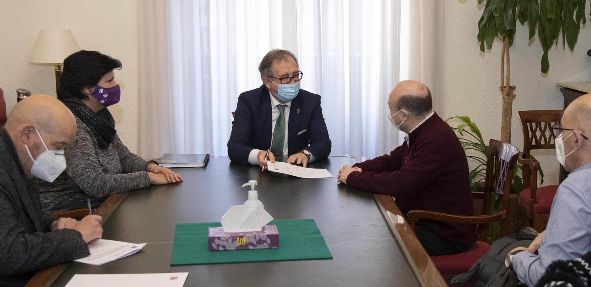 Diputación destina 45.000 euros a mejorar las instalaciones de la residencia 'Maset' de Frater