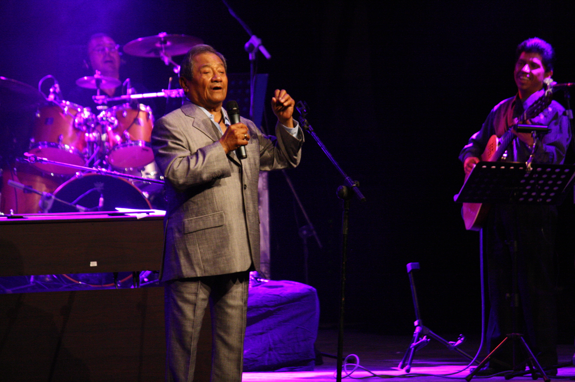 Armando Manzanero fallece a causa de la covid-19