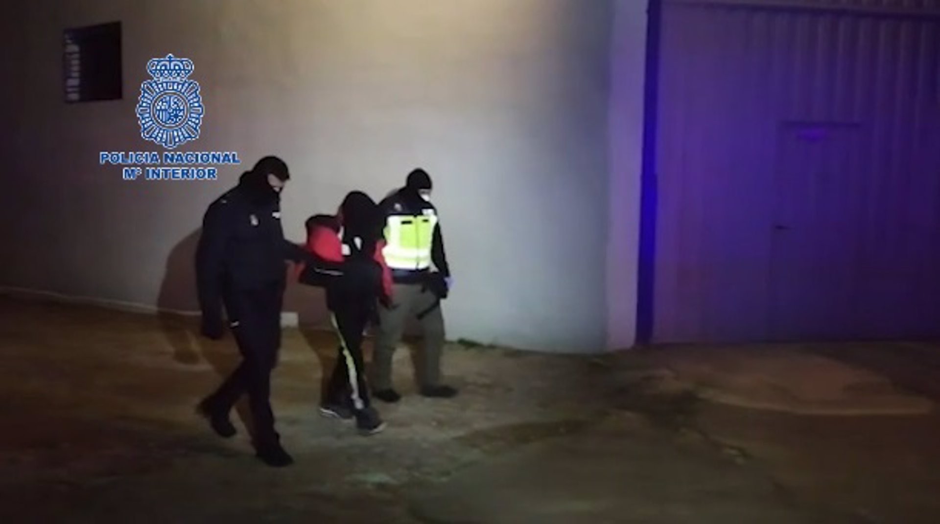 Detienen en Castelló a un familiar de un miembro de Daesh por amenazar con un machete de 35 cms