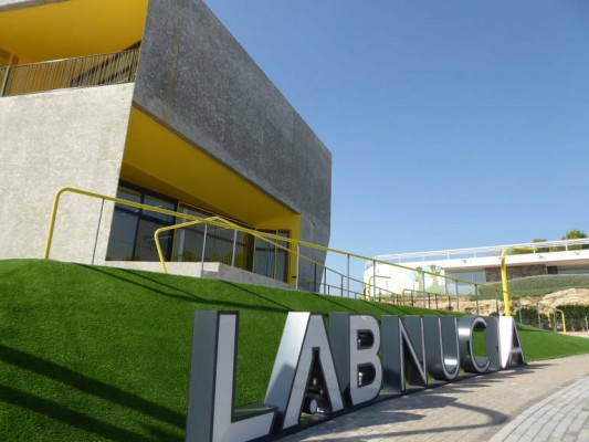 El Lab_Nucia, reconocido como uno de los mejores edificios de oficinas del mundo

