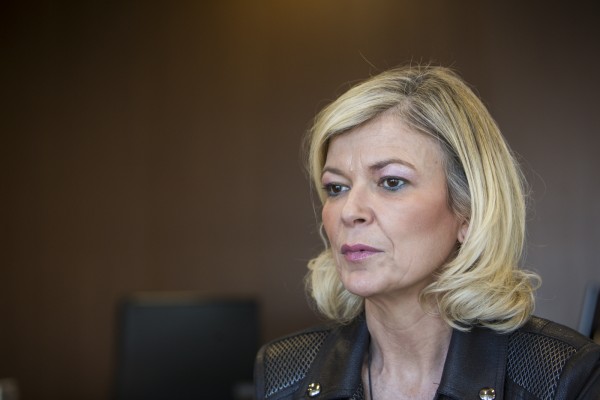 Tic-tac: Bravo se queda sin tiempo para aprobar el decreto de teletrabajo que prometió para 2020