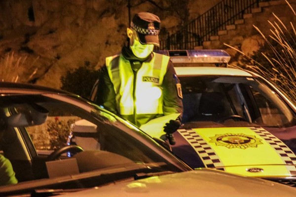 La Policía de Alicante impone 29 sanciones y disuelve siete fiestas en viviendas